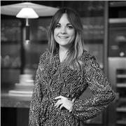 Profesora titulada en Diseño de Interiores con más de 8 años de experiencia en el sector.